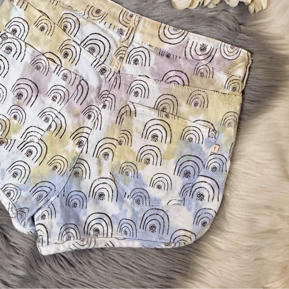 Anthropologie Hannah Leathers Pilcro Dolphin Rainbow Print Denim Shorts Sz 29 - Picture 11 of 11